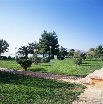 Nafsika Beach Delphi-Итеа Екстериор снимка